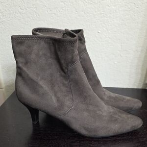Impo Noria Gray Suedy Stretch Heeled Ankle Boots Size 10